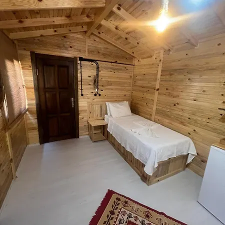 Hotel Vrasna