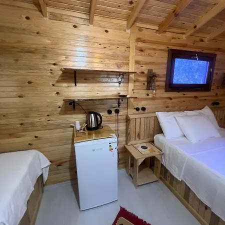 Hotel Vrasna *